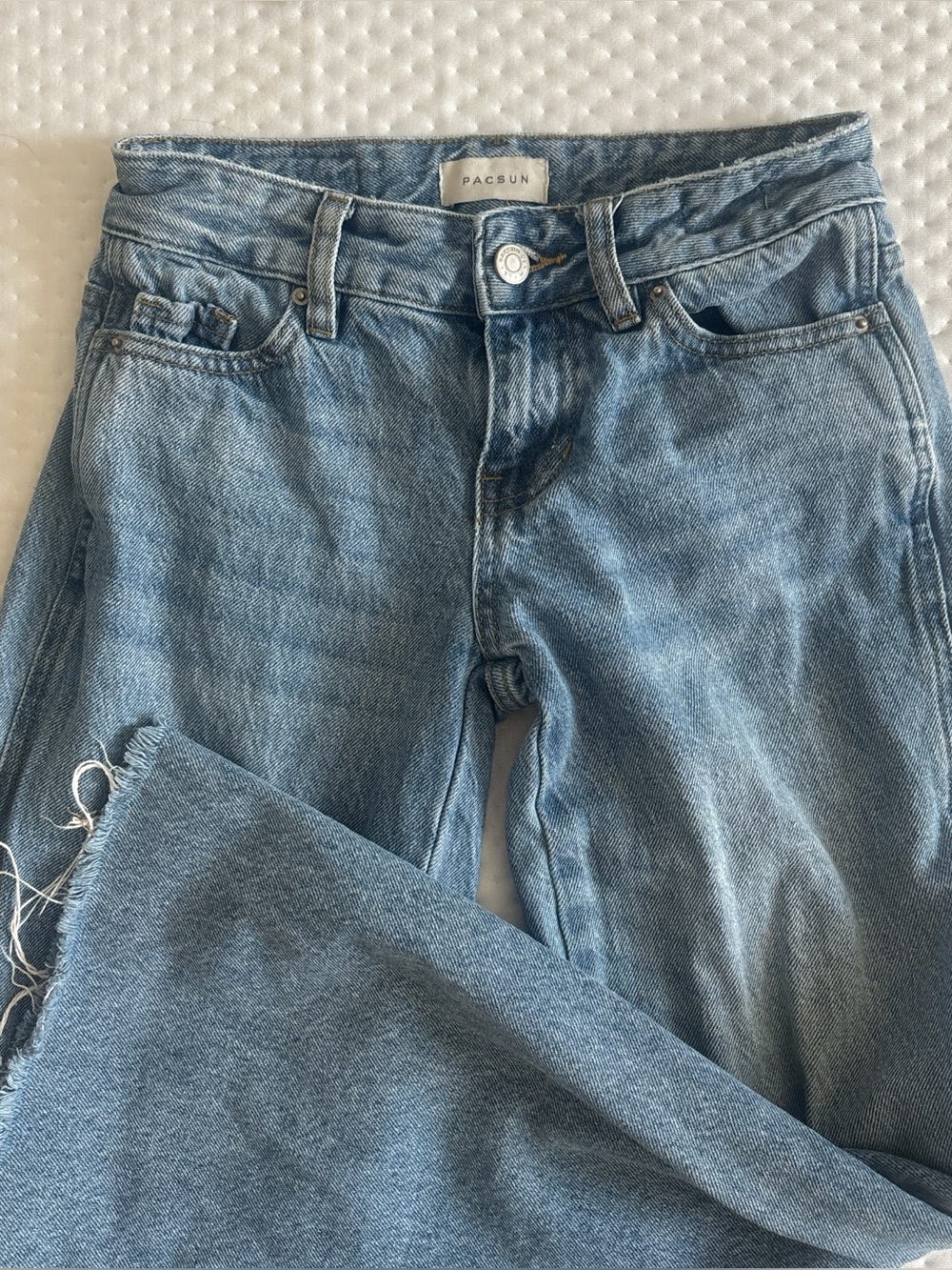 SIZE 22 PacSun Light Blue baggy  low-mid-Rise Jeans